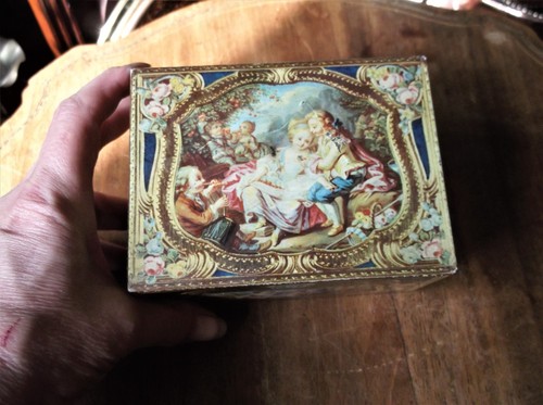 Vintage kemps biscuit tin - kemps,