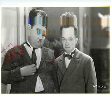 Picture Postcard, Laurel and