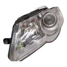 VOLKSWAGEN Passat B6 Headlight