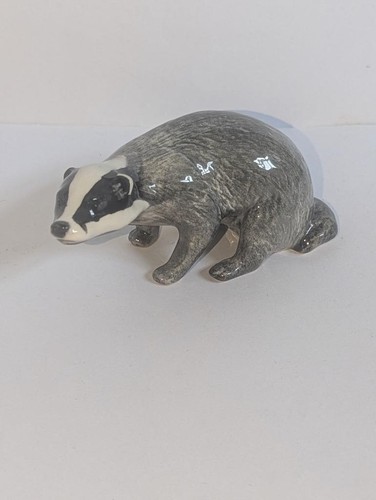 Beswick badger male no - beswick,
