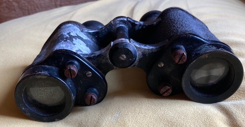 Vintage binoculars been used
