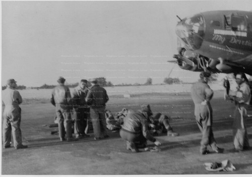 Boeing b17 flying fortress - flying,