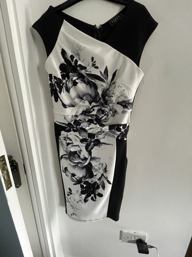 Lipsy black white floral - black,