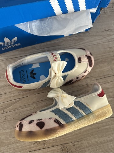 Adidas toy story samba jane - adidas,