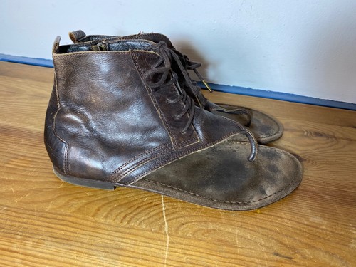 All saints toe post open - , front