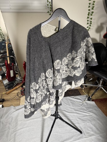 100 cashmere poncho - 100%, cape