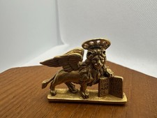 Vintage Brooch: Met Museum Of