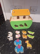 Wooden Noah’s Ark Shape