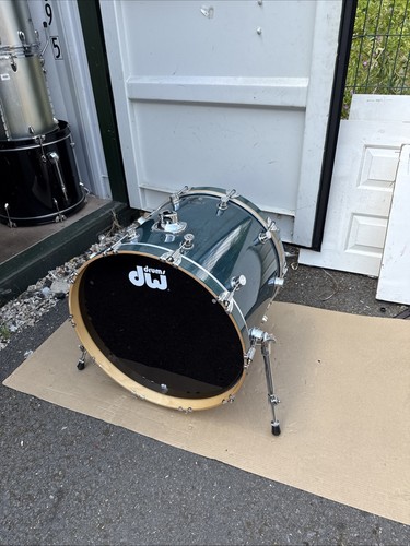 22x18 pacific bass drum - bass,
