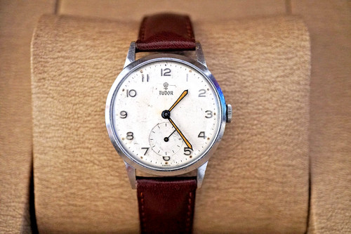 Vintage tudor small rose sub - vintage,