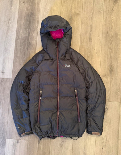 Rab neutrino plus down - neutrino, hooded