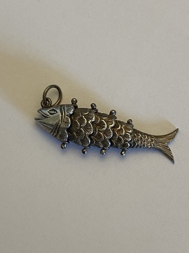 Beautiful articulated fish - articulated,