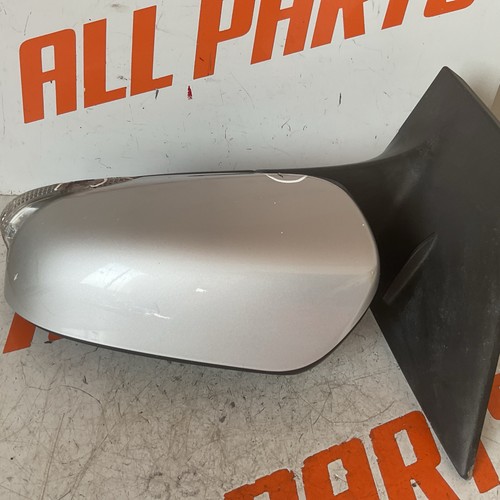 Toyota auris wing - auris,