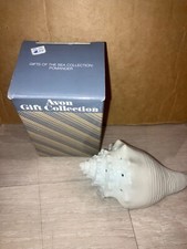 Vintage Avon Pearlized Conch
