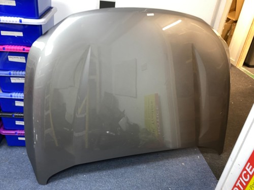 Genuine nissan navara 2020 - genuine,