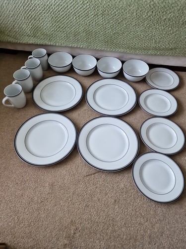 Amazon basics pieces cafe - amazon,