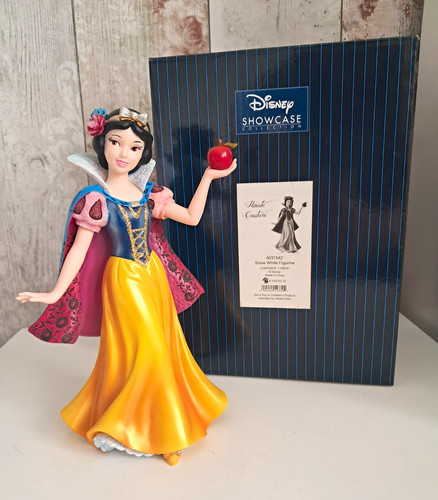 Disney showcase collection - disney,