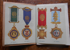 VINTAGE - MASONIC BOOK - ROYAL