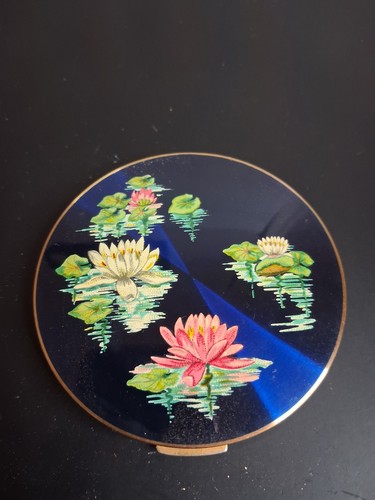 Vintage stratton powder - stratton,