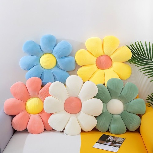 Sofa cushion warm - daisy, pillow