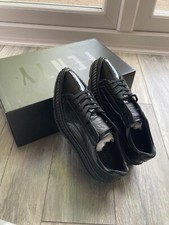 Brand New Fenty Puma Pointers