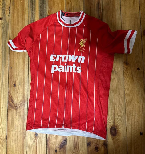 Liverpool crown paints - crown,