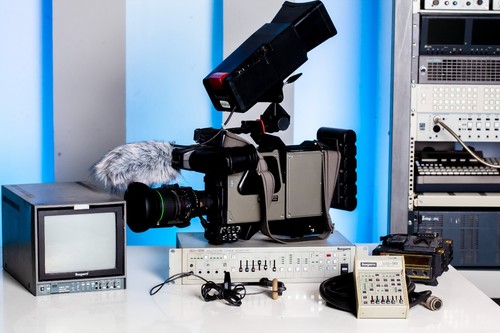 Working broadcast ikegami - working,