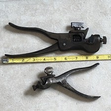 2 Vintage Saw Tooth Setter