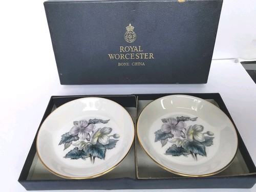 Royal doulton worcester fine - doulton,