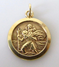 9ct Gold Pendant - Vintage 9ct