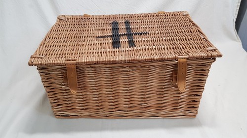 Harrods medium sized - harrods, wicker