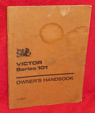 Vauxhall Victor Series 101 Owner's Handbook. Paperback Reprinted 1969.