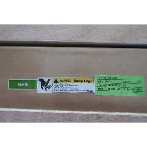 Knife for paper cutting
