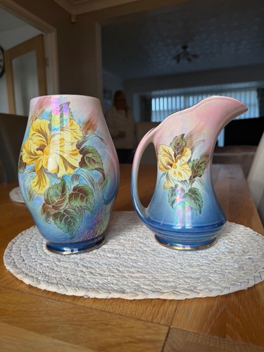 Matching art deco royal - art,