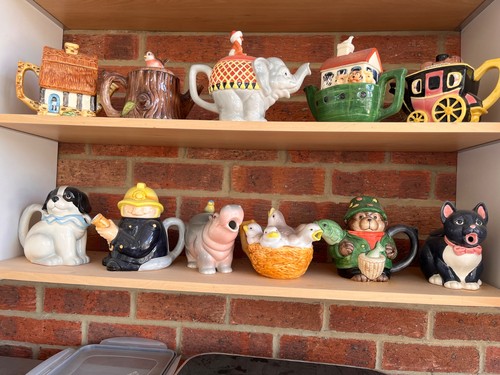 Danbury mint teapots set of - danbury,