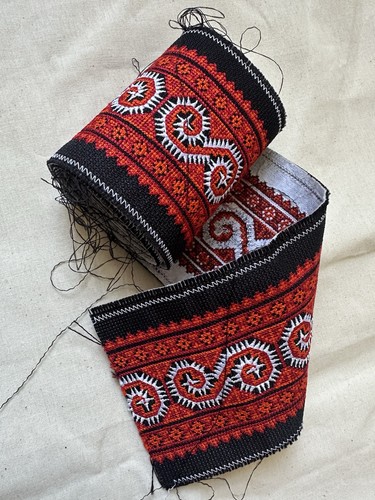 Vintage embroidered wide - embroidered,