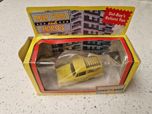 Lledo scale reliant - 1:43,