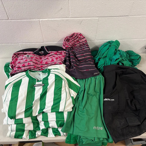 Full team football kit - football,