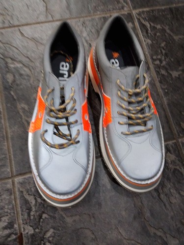 Art company grey platform - art,