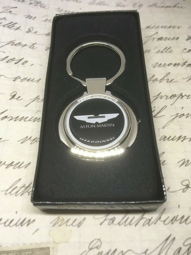 Chrome keyring with - chrome,