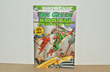 Showcase presents green - presents,