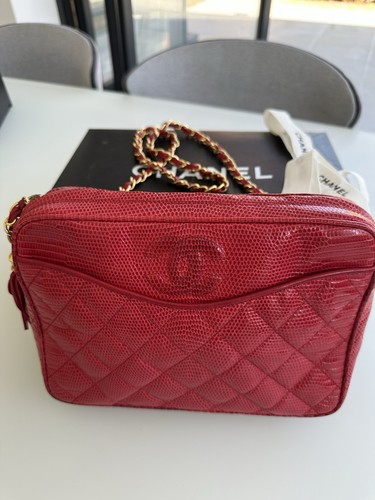 Authentic vintage chanel - chanel, red