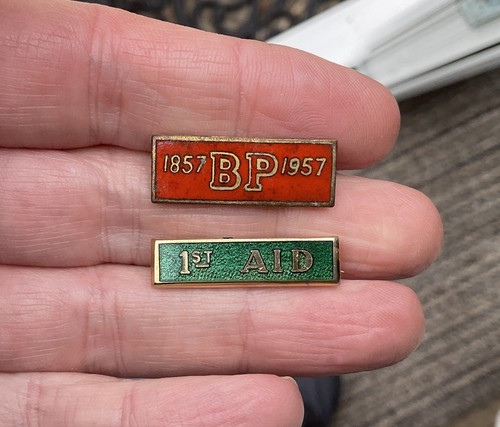 Vintage pin badges enamel - vintage,