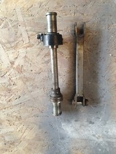 Kawasaki Zzr400 Front Wheel Spindle And Rear Wheel Stay