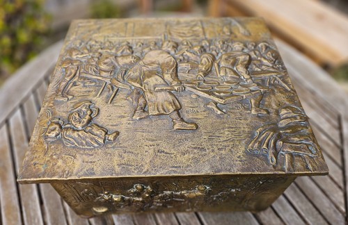 Beautiful antique dutch brass - beautiful,
