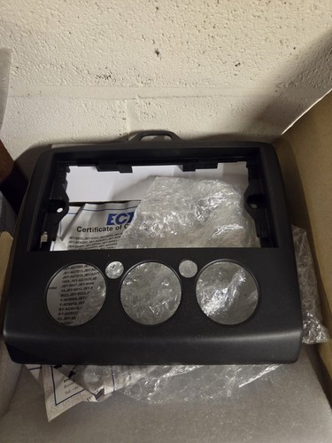 Ford focus mk2 radio surround - radio,