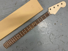 BASS GUITAR  20 F MAPLE NECK