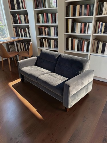 New ekornes - £2.5k,