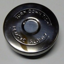 FUEL TANK / RADIATOR CAP