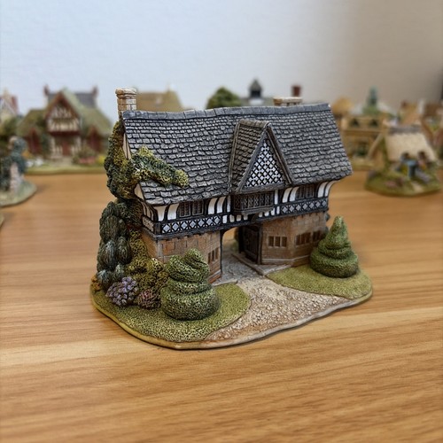 Lilliput lane swan cygnet - ,